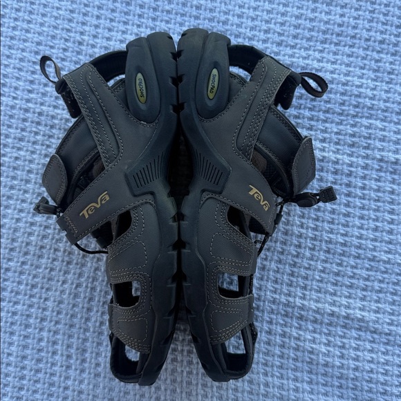 Teva Men’s 9  Dark Gray Sandals hiking sandals - Picture 3 of 9